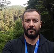 Δρ. Δημήτριος Ράπτης